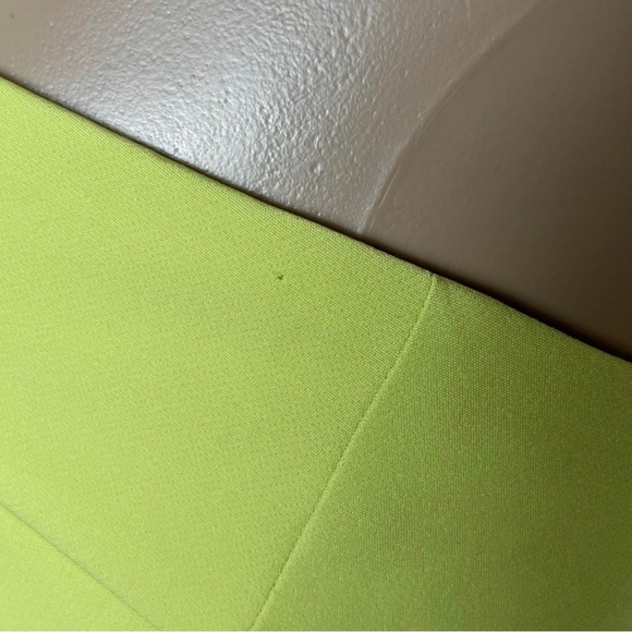 NEW BARDOT GREEN BRALETTE CROP TOP - Picture 6 of 9